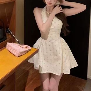 碎花裙子甜美收腰蓬蓬短裙2025新款 蕾絲花邊 修身 掛脖連衣裙女夏季