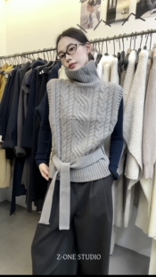 z-one十三行春温柔风高领麻花小飞袖针织马甲女宽松显瘦百搭上衣