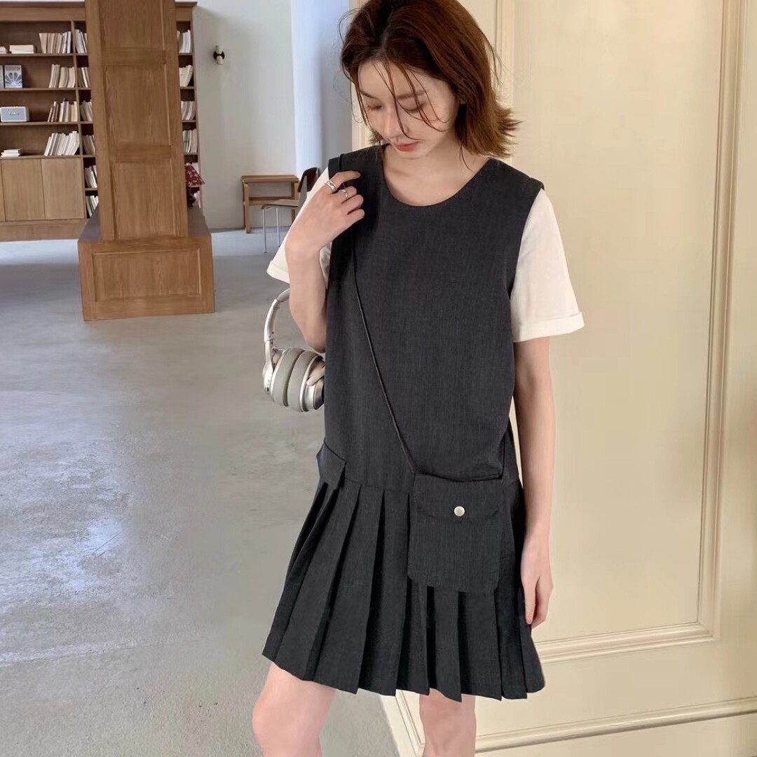 十三行夏新款法式甜美气质短袖拼接假两件百褶连衣裙女短裙配包包