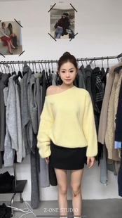 z-one十三行冬季慵懒风净版糖果色兔毛宽松斜显瘦保暖毛衣女上衣