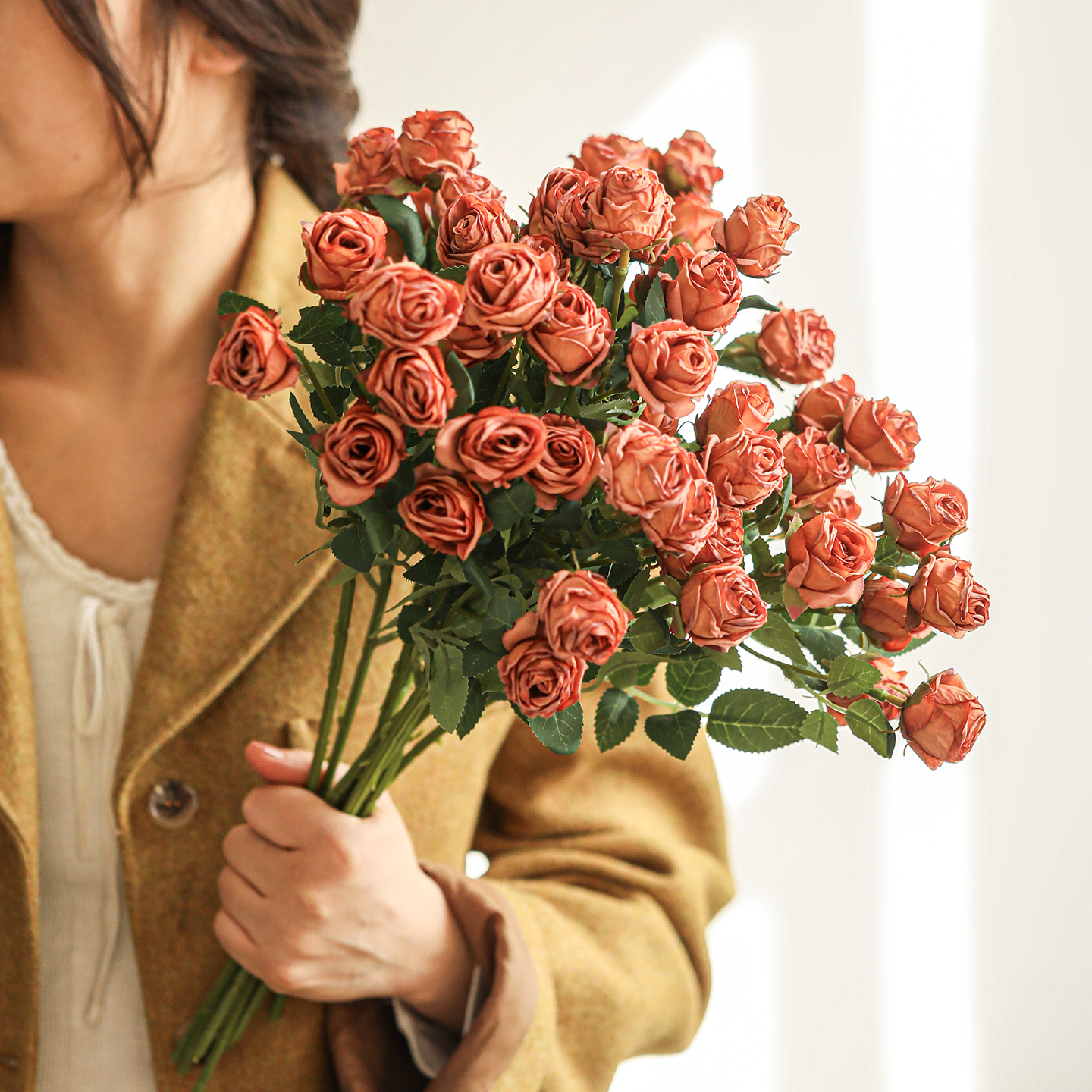 油画5头焦边玫瑰仿真花高级感逼真假花摆设复古做旧插花干花摆件