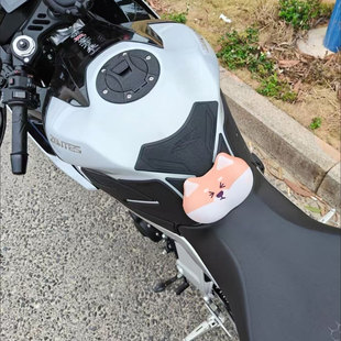 摩托车油箱护蛋神器护蛋缓冲垫机车裆部保护垫仿赛骑行护具机车