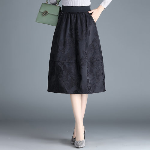 提花半身裙女2025春秋新款高腰花苞裙时尚印花a字灯笼裙遮胯伞裙