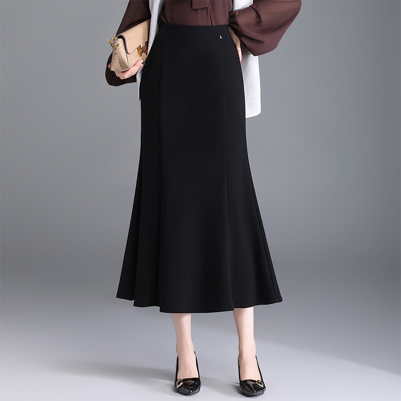 黑色西装半身裙鱼尾裙女2026春秋季气质长裙高腰垂坠感a字包臀裙