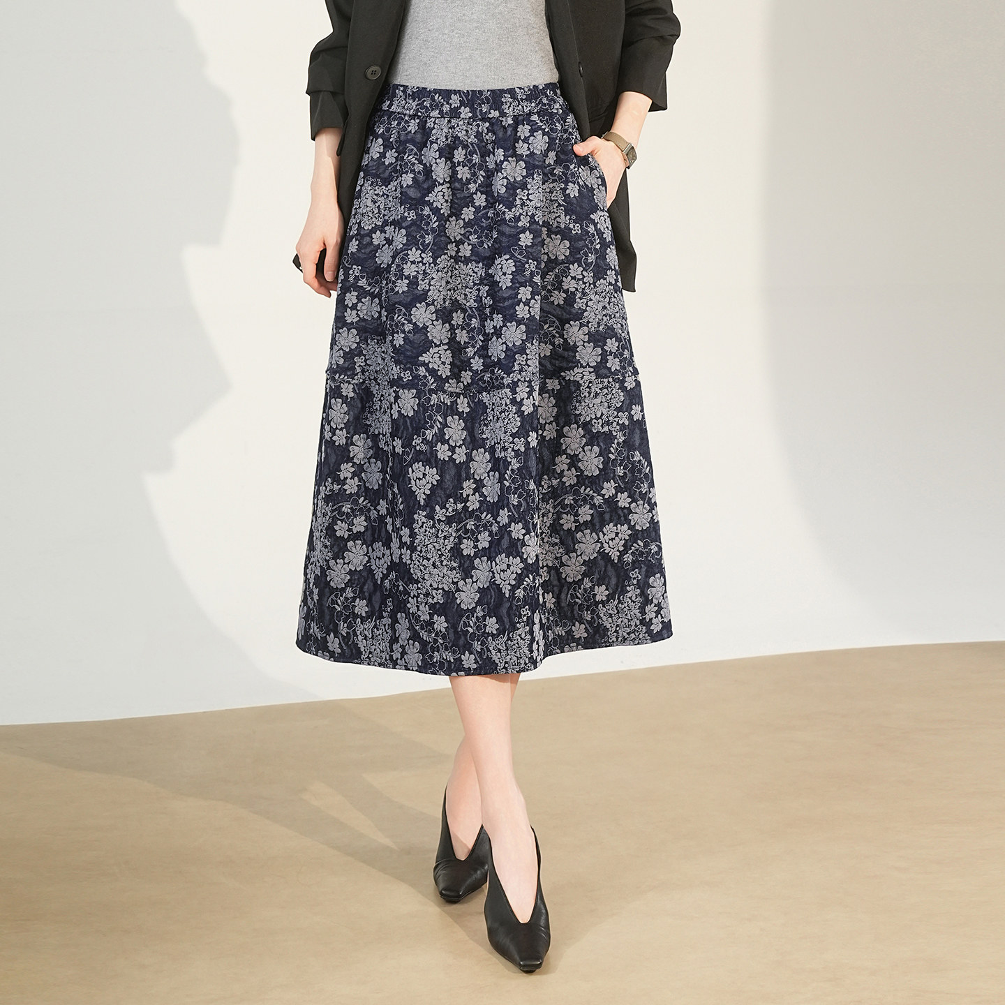 印花半身裙子女2026春季新款提花a字裙遮肚子中长款显瘦碎花伞裙