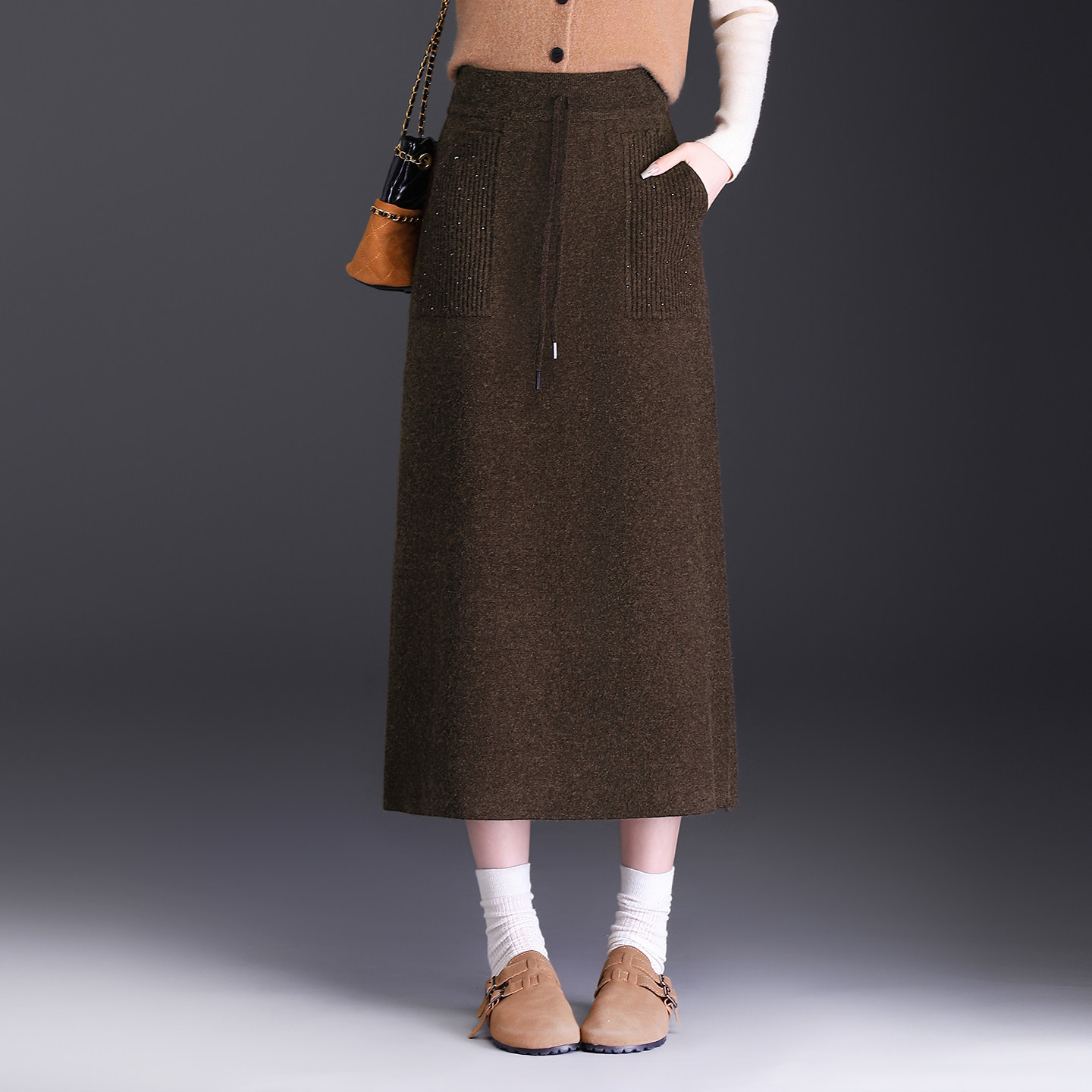 针织毛线裙半身裙2025秋冬新款时尚显瘦垂感宽松中长款包臀直筒裙