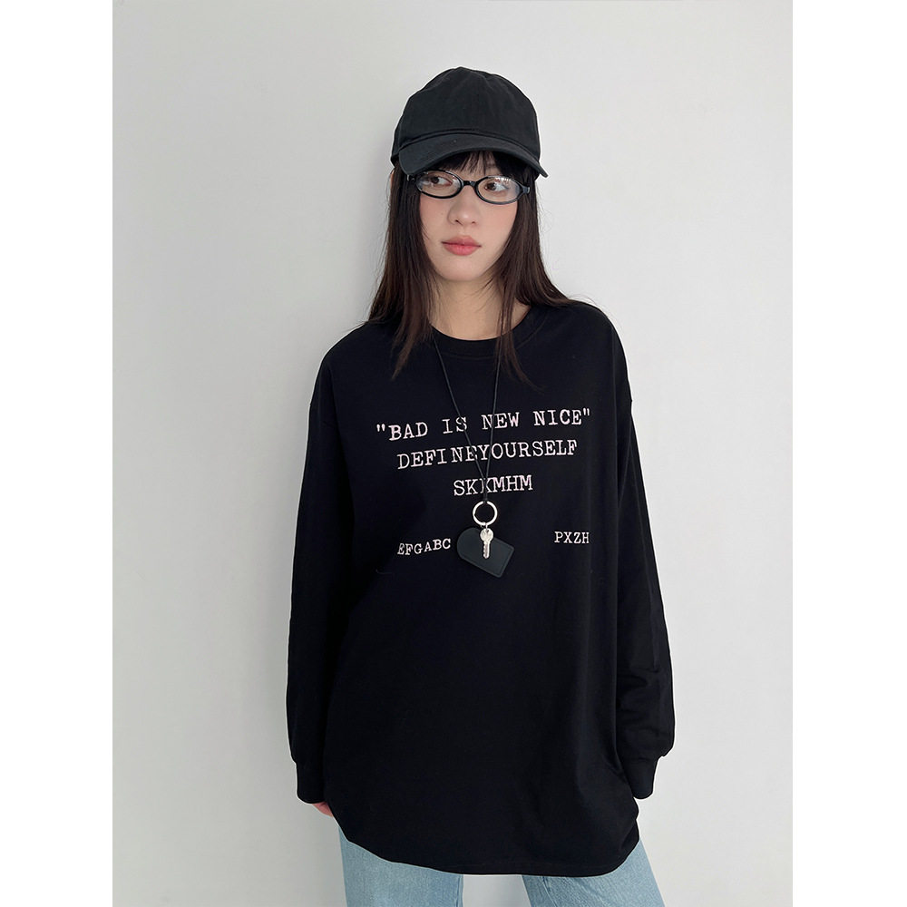 誉一新款2026春季宽松慵懒风韩版长袖t恤女美式字母印花圆领上衣