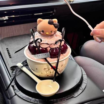 网红圣诞节新年黑皮KT猫车厘子碗蛋糕装饰Hellokitty樱桃碗蛋糕碗