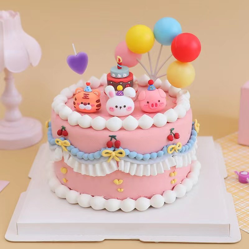 网红卡通可爱小动物生肖生日帽老虎奶牛小兔小熊蛋糕装饰软陶摆件