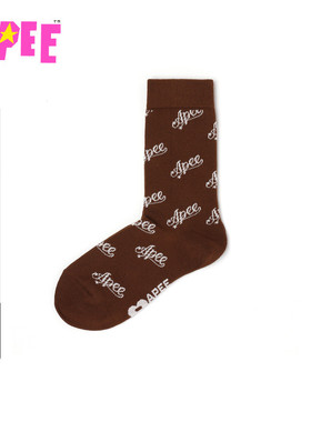 APEE配饰字母提花中筒袜F421A5P