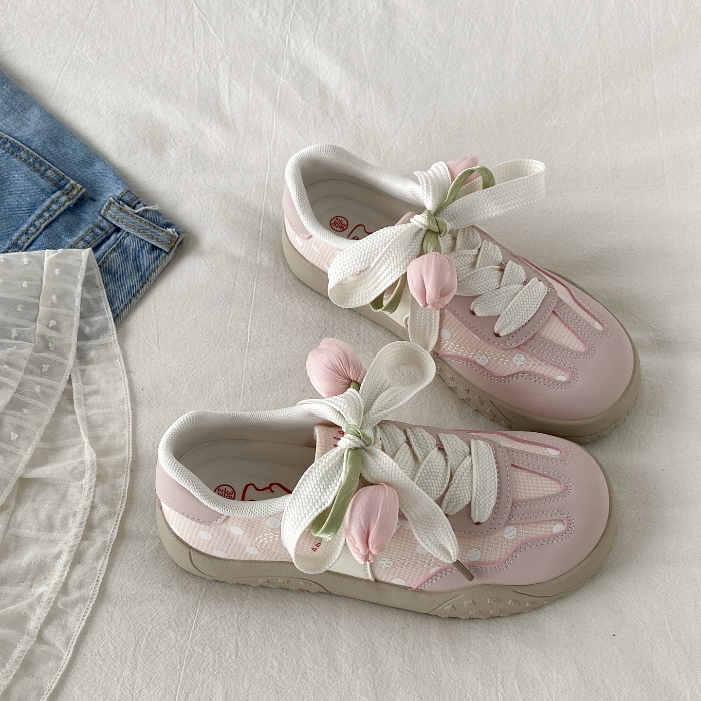 喜叔甜美粉色配裙子花朵板鞋女小众原创设计厚底德训鞋运动休闲鞋,女鞋,德训鞋,淘宝优惠券,粉丝福利购,淘宝优惠卷