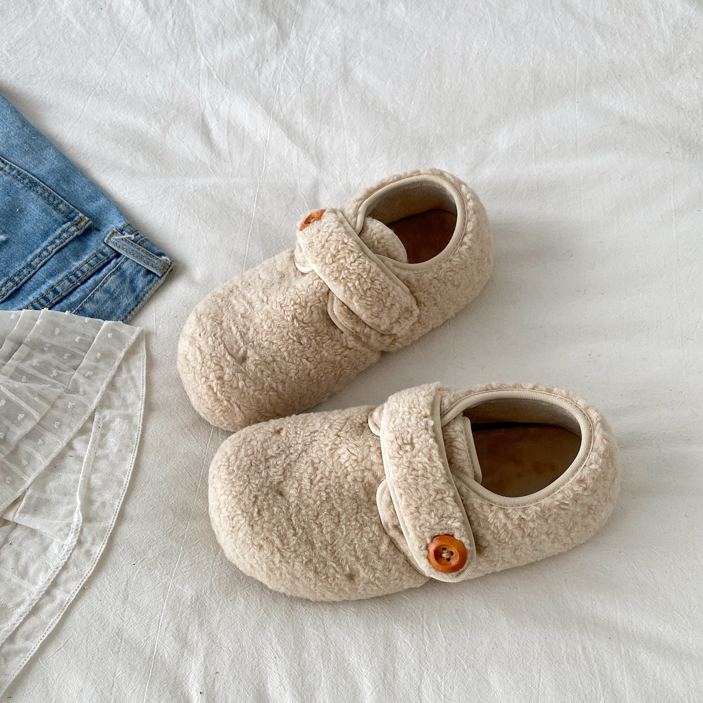 奶白加绒毛毛鞋魔术贴棉鞋豆豆鞋