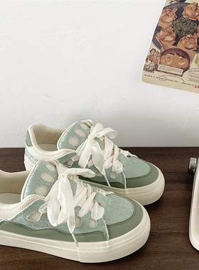 喜叔高级感绿色面包鞋女秋季2024新款透气网面板鞋小众休闲运动鞋