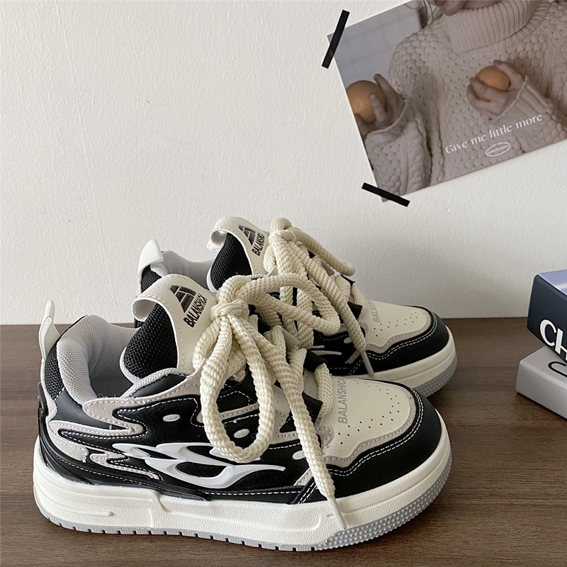 秦霄贤张艺凡同款火焰大B面包鞋