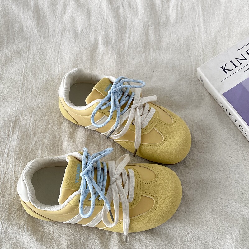 黄色丑萌泡芙德训鞋小众平底板鞋