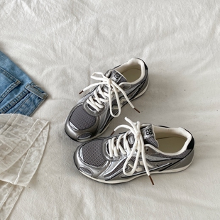 轻便透气跑步鞋 女ins潮厚底休闲运动板鞋 复古银色网面阿甘鞋 喜叔