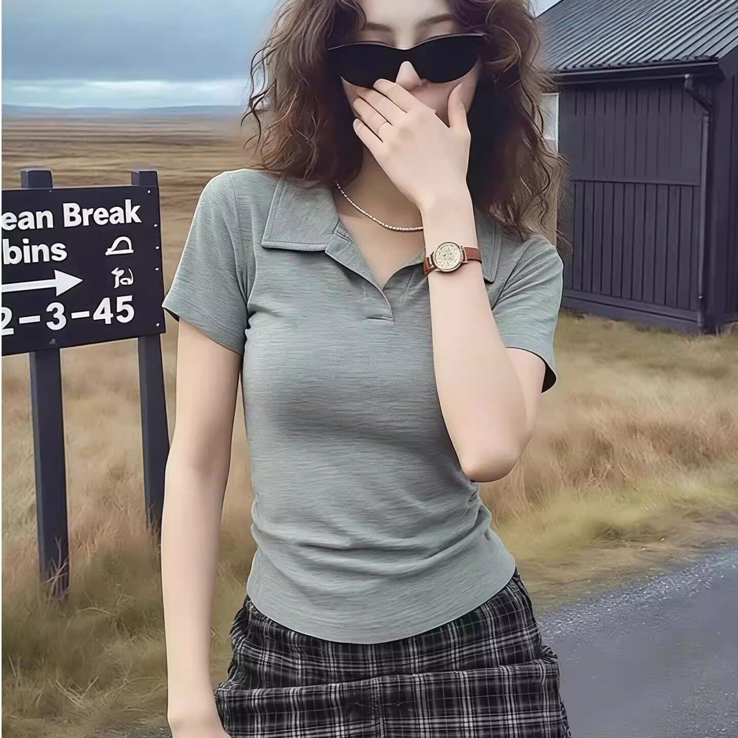 潮牌简约纯色洋气百搭短袖t恤设计感显瘦小众别致韩版套头上衣女