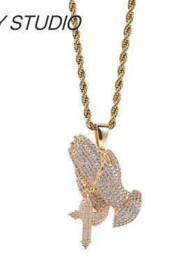 KY STUDIO欧美嘻哈潮牌满钻祈祷之手吊坠项链男女个性百搭毛衣链