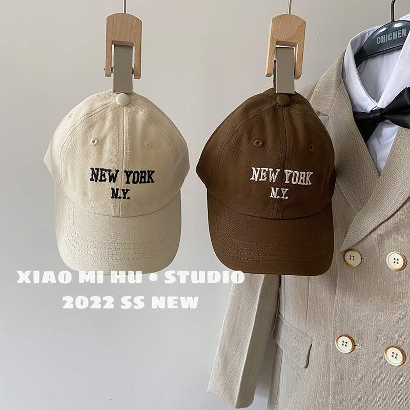 棉纺面料儿童鸭舌帽短沿刺绣字母