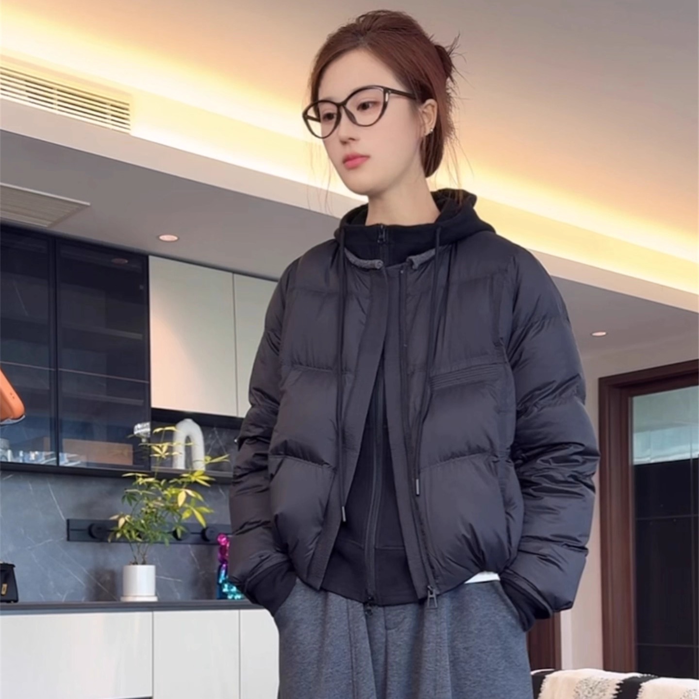 白鸭绒羽绒服女短款冬季2025新款