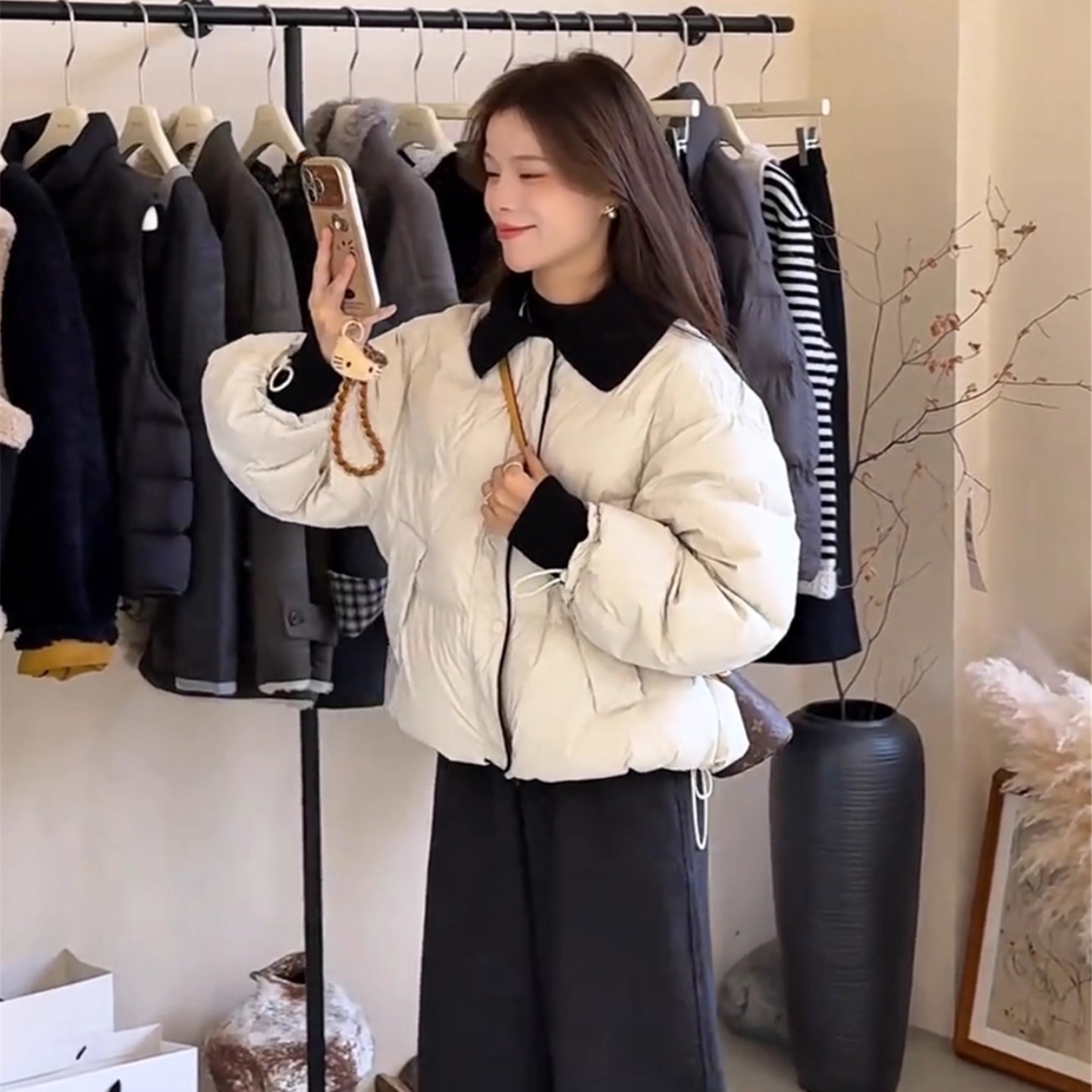 白鸭绒羽绒服女短款冬季2025新款