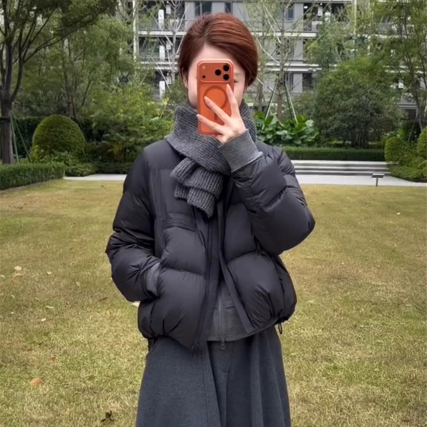 白鸭绒羽绒服女短款冬季2025新款