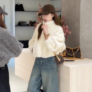 羊羔毛外套女短款冬季2025新款高级感宽松加厚保暖小个子毛绒上衣
