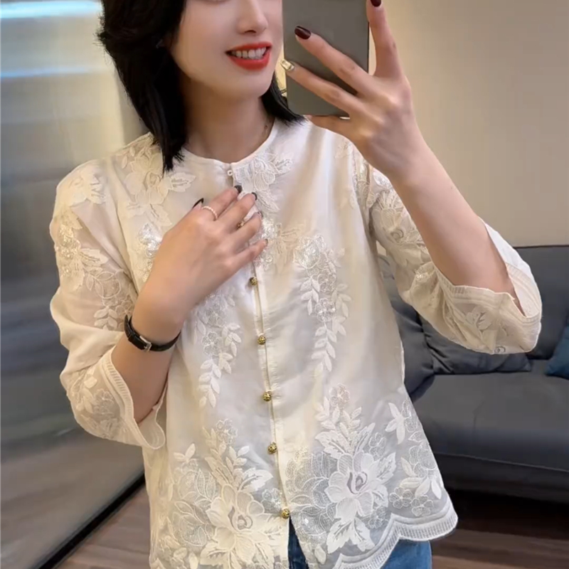 新中式国风刺绣衬衫女2025春