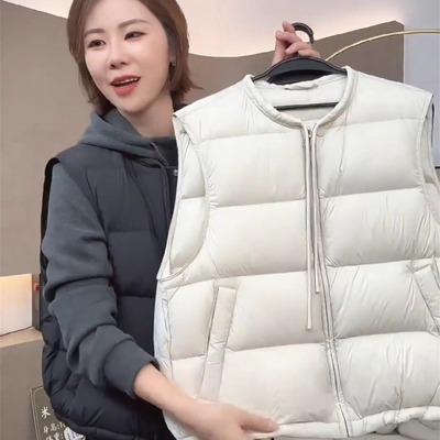 白鸭绒羽绒马甲女短款马夹秋冬