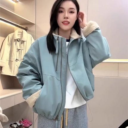 冲锋衣外套女加绒加厚冬季新款2024韩宽松高级感小个子羊羔毛外套