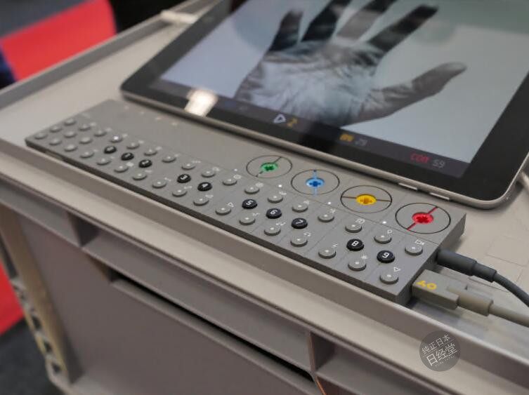 包税日本代购包邮 全新 Teenage Engineering OP-Z 便携式电子合