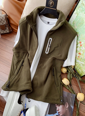 2025秋冬，男士户外运动休闲 摇粒绒马甲外套 保暖 减龄又帅又飒