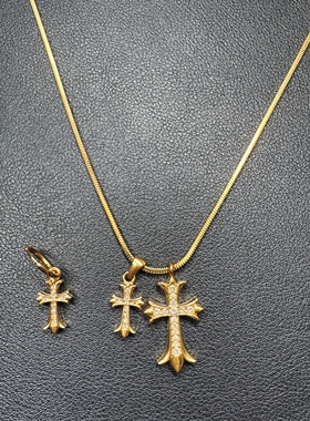 不掉色双十字架项链男女潮金色痞帅高街高级感吊坠钛钢小众嘻哈