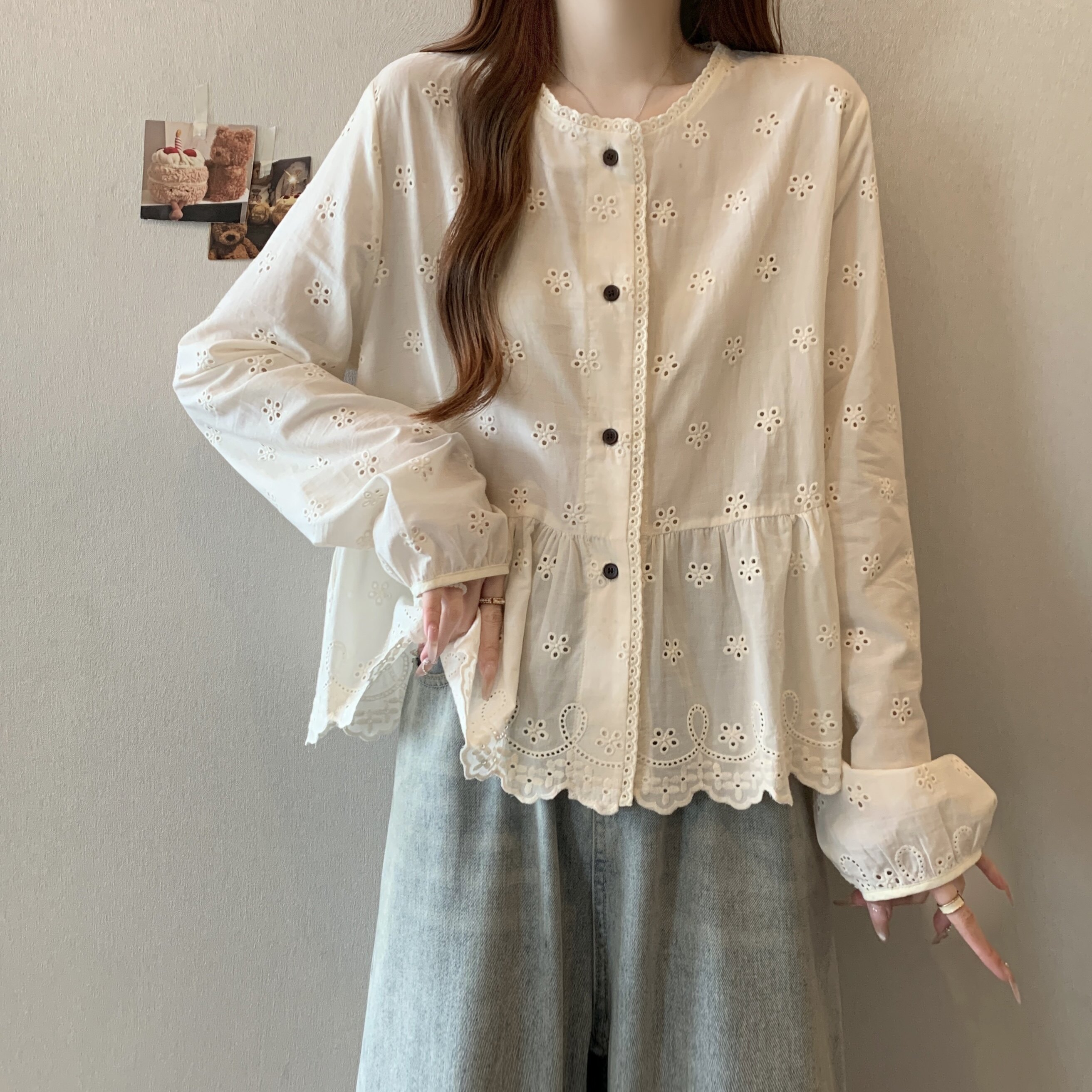 玖月大码刺绣镂空气质正肩衬衫女春季新款胖mm宽松遮肉显瘦上衣