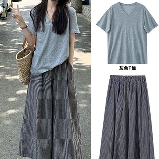 裙两件套装 穿搭一整套慵懒风简约V领T恤减龄显瘦格子裤 女装 夏季