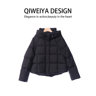 奇唯雅8156WJ黑色连帽短款羽绒服女保暖百搭面包服外套