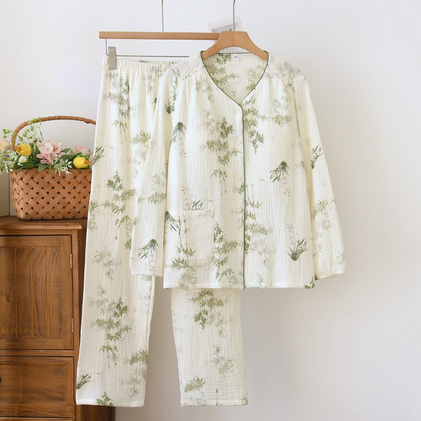 带胸垫睡衣女春秋薄款纯棉双层纱布绉布免文胸长袖长裤家居服套装,女士内衣/男士内衣/家居服,睡衣/家居服套装,淘宝优惠券,粉丝福利购,淘宝优惠卷