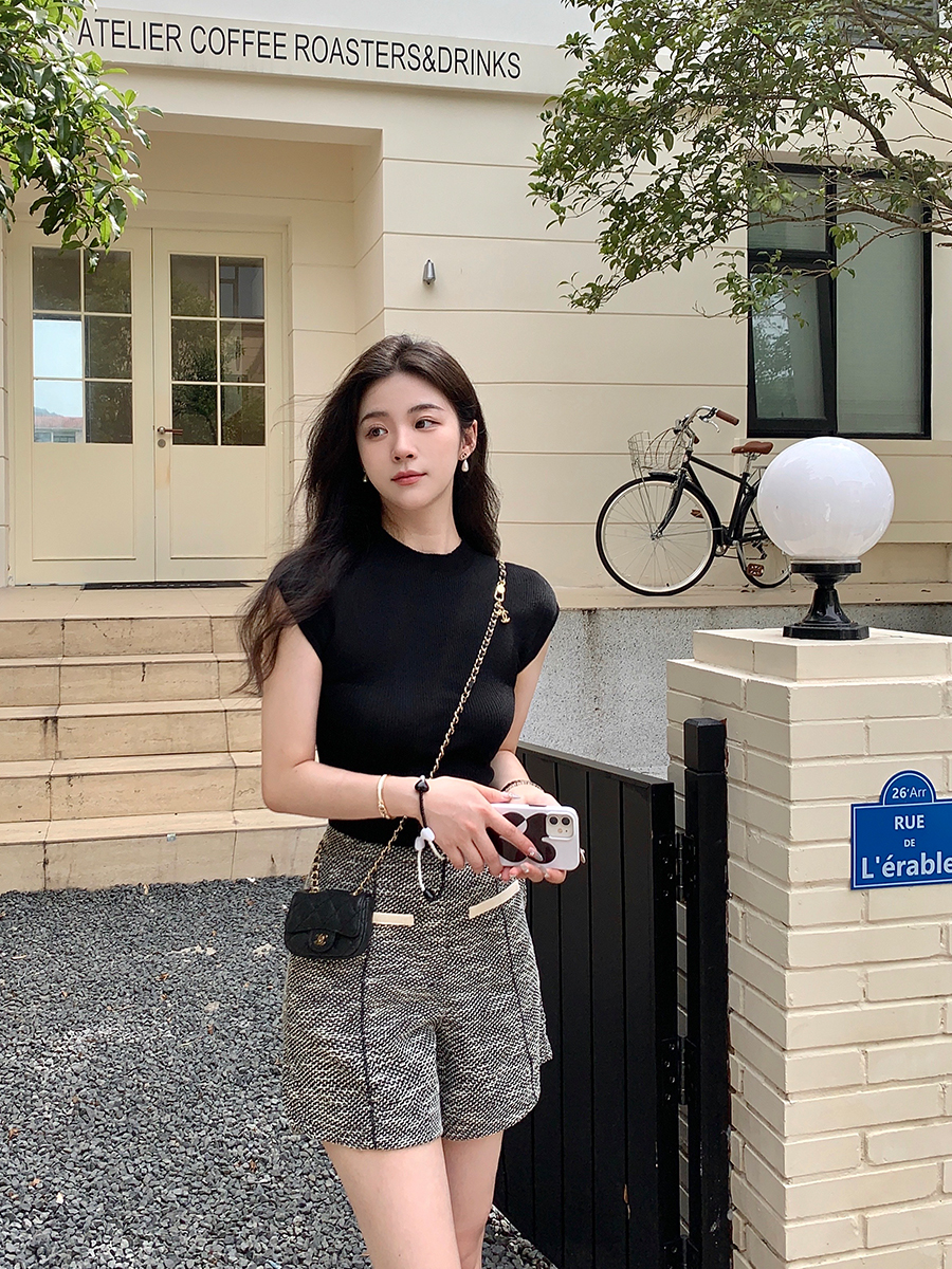 烟雾公子 休闲短裤女夏天高腰夏季轻薄洋气白色复古紧身性感热裤