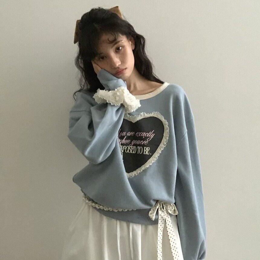 卫衣女2025秋装新款爱心字母后背交叉设计薄绒减龄卫衣时尚休闲