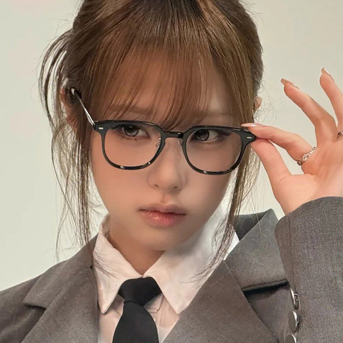 韩版复古黑框眼镜女防蓝光素颜神器显瘦平光镜可配度数近视镜架男