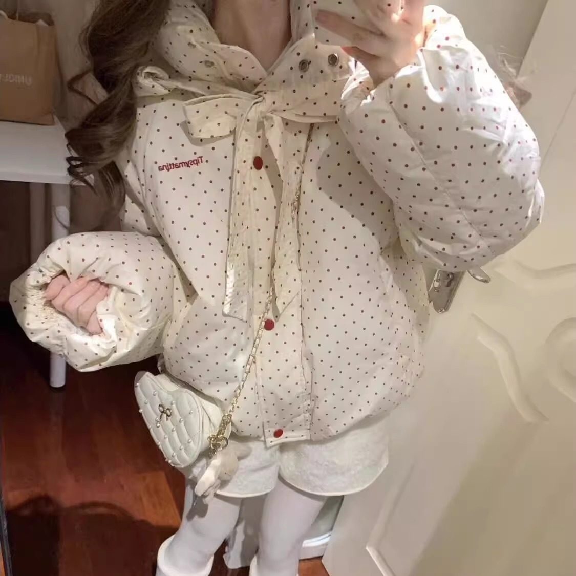 慵懒风蝴蝶结绑带波点短款连帽羽绒棉服女冬百搭加厚保暖防寒外套