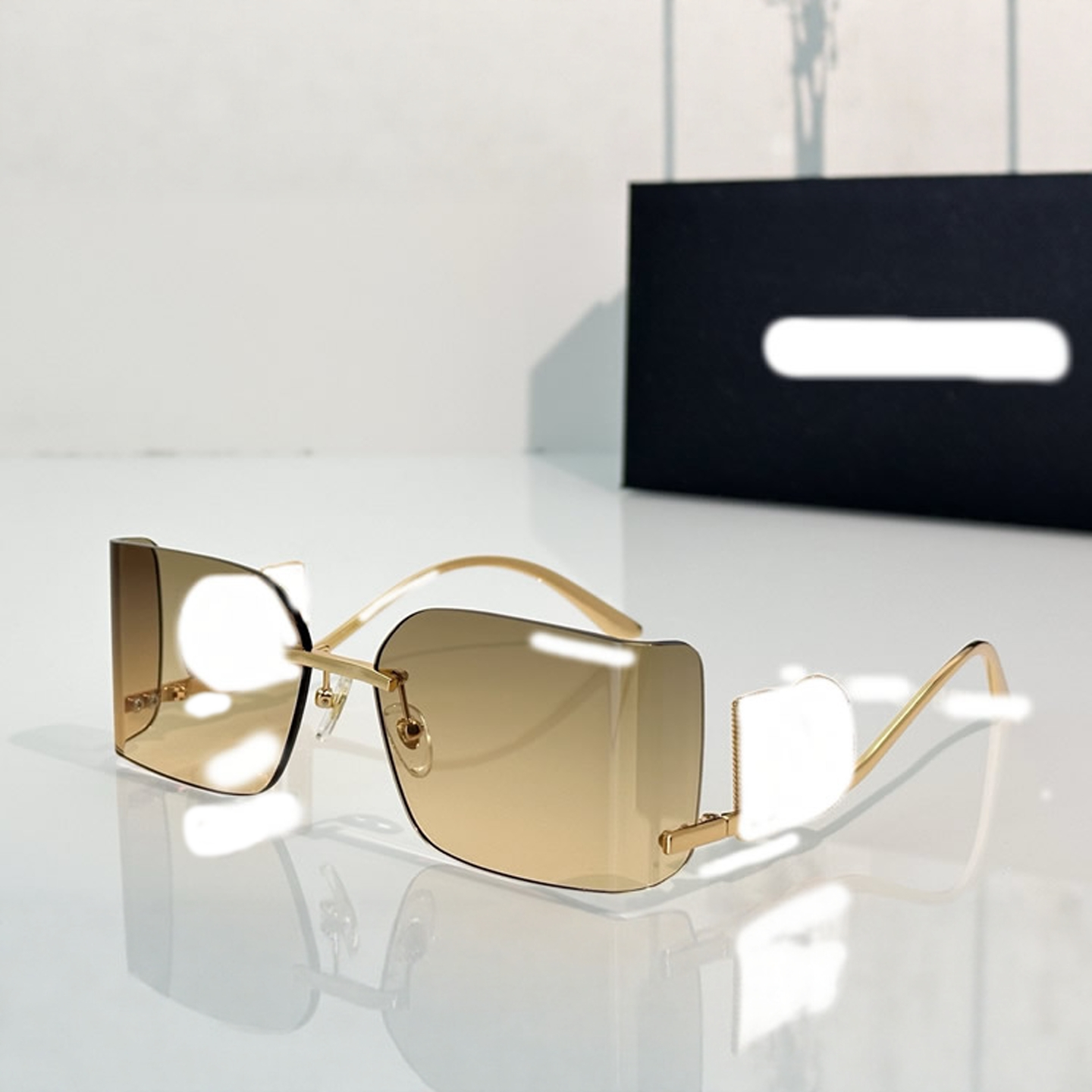 欧美方形遮阳字母腿镶钻奢华墨镜