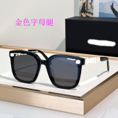2026板材方形百搭经典 欧美遮阳女士显瘦字母腿墨镜潮太阳眼镜 时尚