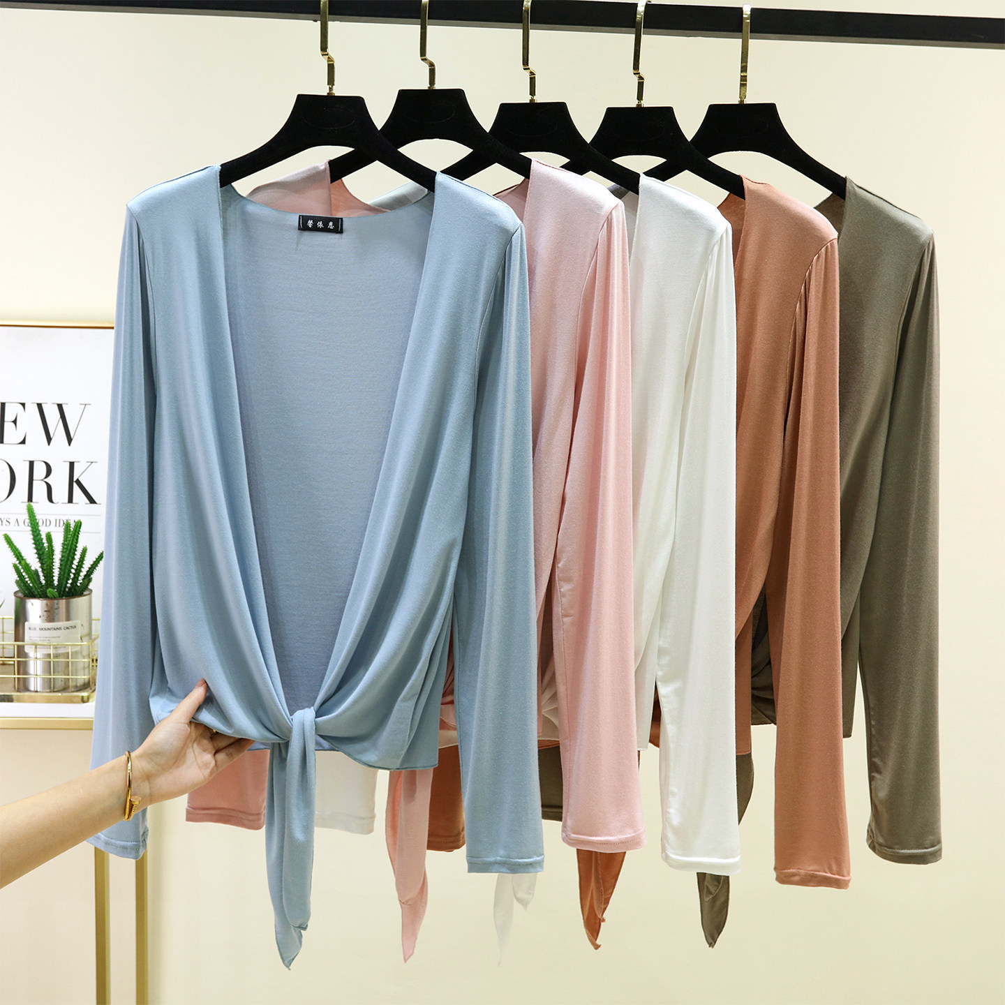 软糯莫代尔针织开衫外套薄款女夏季坎肩配吊带裙外搭披肩防晒罩衫