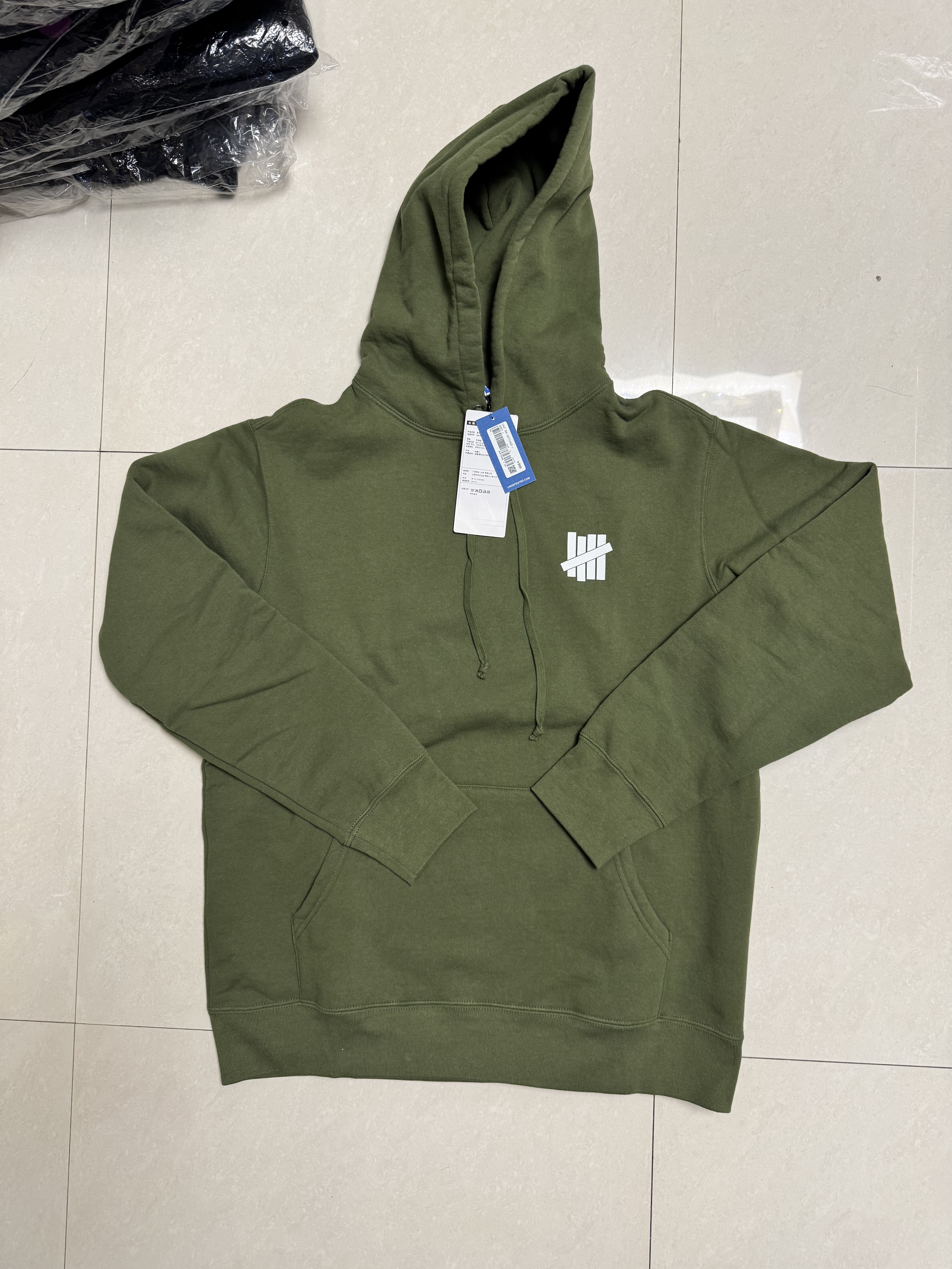 旭洋体育UNDEFEATED 五条杠经典Logo印花图案加绒连帽卫衣 男款