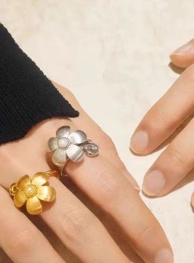 小众设计银色拉丝工艺花朵戒指耳环女轻奢高级感气质百搭食指戒