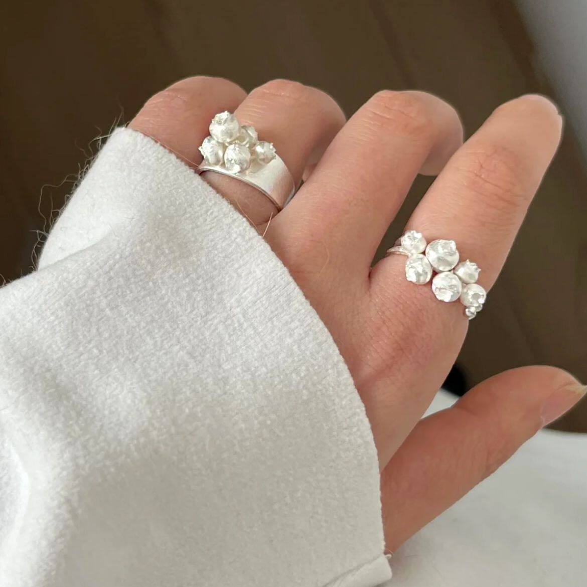 ins蓝莓果实戒指女个性百搭立体蓝莓造型设计气质开口可调节指环