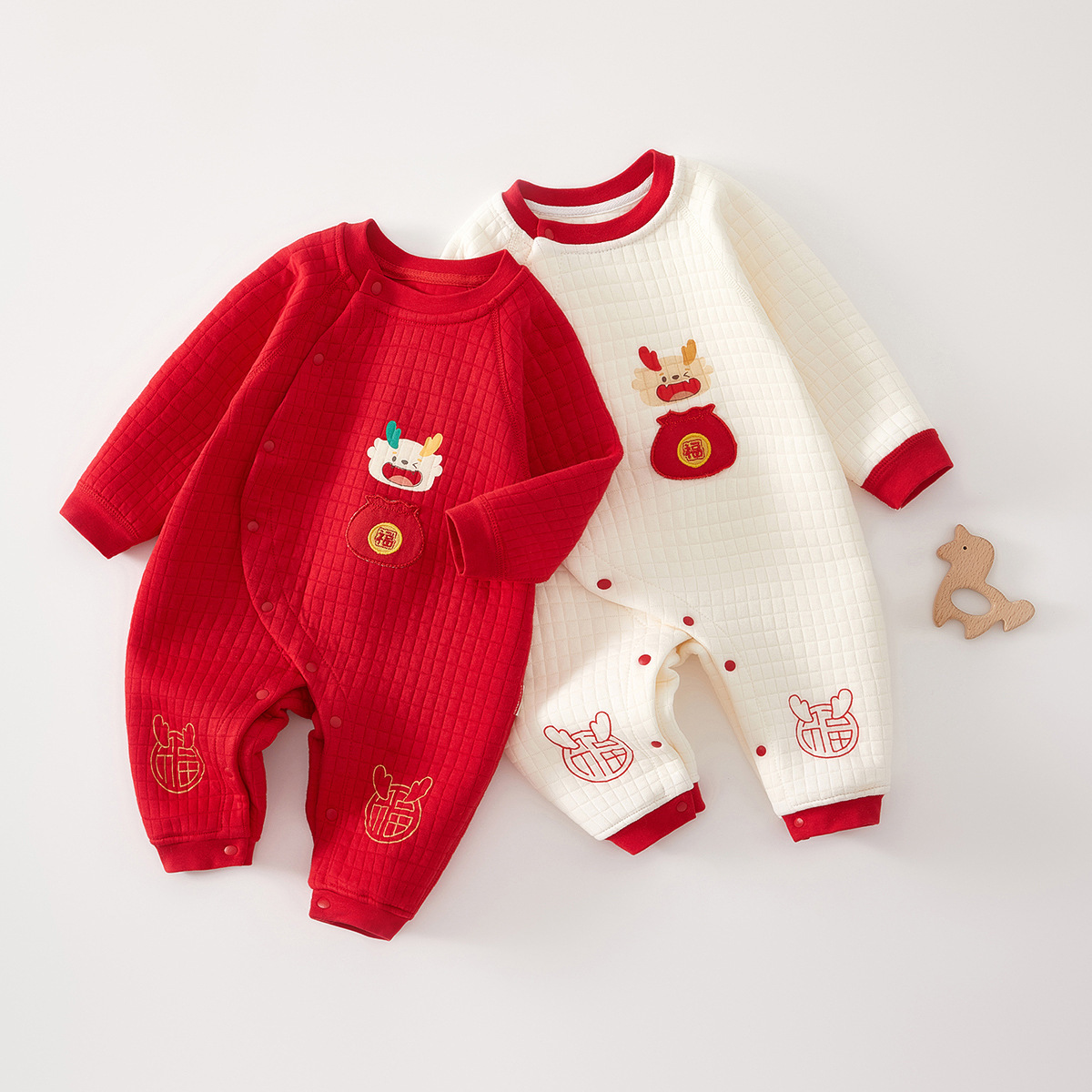 夹棉婴儿百天连体衣保暖秋冬