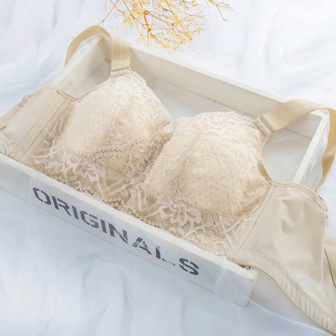 夏季透气粉底液肤全罩杯大胸显小内衣女无钢圈聚拢调整型薄款文胸