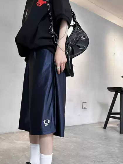 Summer comfortable silk ice feeling double ring embroidered logo sports casual pants loose silhouette version five inch shorts